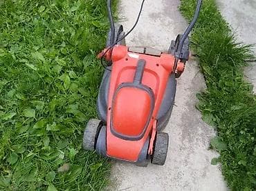 1. FLYMO MULTIMO 2-62. Ispravna nema korpu. 2. Black &Decker E na lalafo.rs — 2 1. FLYMO MULTIMO 2-62. Ispravna nema korpu. 2. Black &Decker E — 2