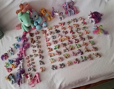 Obiman set igračaka inspirisan serijalom My Little Pony. Uključuje na lalafo.rs Obiman set igračaka inspirisan serijalom My Little Pony. Uključuje