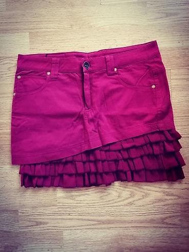 Mini suknja u boji fuksije sa slojevima karnera. Dizajnirana je sa na lalafo.rs — 1 Mini suknja u boji fuksije sa slojevima karnera. Dizajnirana je sa — 1