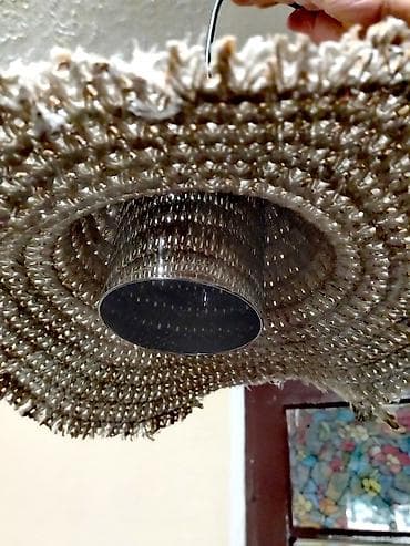 - Unikatna plafonska viseća lampa sa abažurom u obliku šešira od na lalafo.rs — 6 - Unikatna plafonska viseća lampa sa abažurom u obliku šešira od — 6