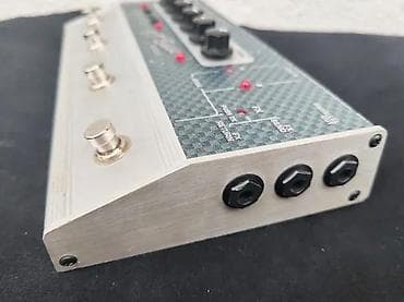 Sport & Hobby: TECH 21 VT BASS DELUXE SANSAMP EFFECTS ANALOG | Slanje po dogovoru at lalafo.rs — 4 Sport & Hobby: TECH 21 VT BASS DELUXE SANSAMP EFFECTS ANALOG | Slanje po dogovoru — 4