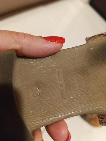 Slippers 38, color - Brown at lalafo.rs — 8 Slippers 38, color - Brown — 8