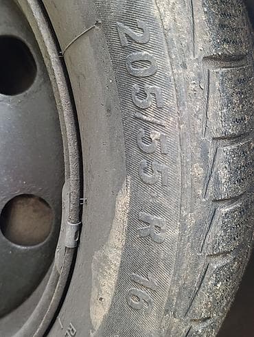 Transport: Zimska automobilska guma 205/55 R16 sve 4 za 8000 ako dolazite po njih at lalafo.rs — 2 Transport: Zimska automobilska guma 205/55 R16 sve 4 za 8000 ako dolazite po njih — 2