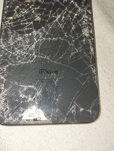 IPhone 8 Plus – 5.5" – lot za delove 2000 dinara Komad ! 2000 dinara na lalafo.rs — 3 IPhone 8 Plus – 5.5" – lot za delove 2000 dinara Komad ! 2000 dinara — 3