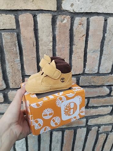 Boots: Timberland bebi nehodajuće patike/čizmice - Model: Crib Bootie, Mid at lalafo.rs — 8 Boots: Timberland bebi nehodajuće patike/čizmice - Model: Crib Bootie, Mid — 8