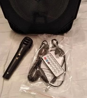 Veliki bluetooth zvucnik novo sa mikrofonom akcija cene nisu fiksne na lalafo.rs — 7 Veliki bluetooth zvucnik novo sa mikrofonom akcija cene nisu fiksne — 7