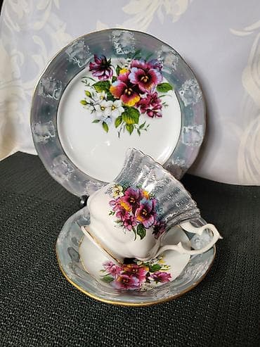 Set porcelanski 1964g+ Chidziez Poljska. Set je bez ostecnja,nigde na lalafo.rs Set porcelanski 1964g+ Chidziez Poljska. Set je bez ostecnja,nigde
