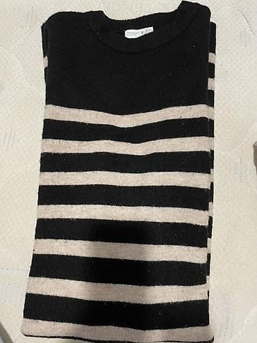 Ženski džemper na pruge - Klasičan model sa okruglim izrezom (crew na lalafo.rs Ženski džemper na pruge - Klasičan model sa okruglim izrezom (crew