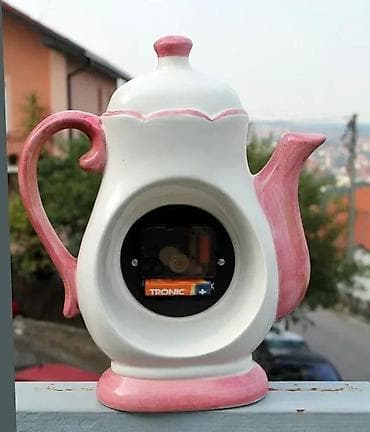 Home & Garden: Vtg Kaminski ukrasni keramički sat u obliku čajnika 26 cm!. Ispravan at lalafo.rs — 4 Home & Garden: Vtg Kaminski ukrasni keramički sat u obliku čajnika 26 cm!. Ispravan — 4
