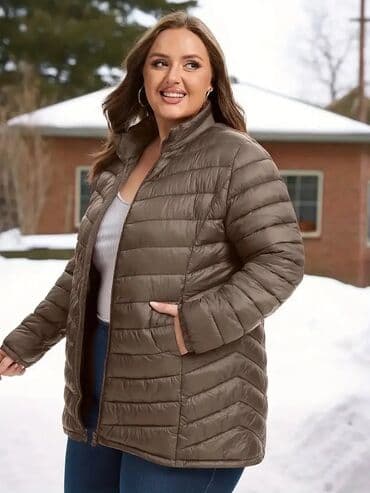 Ženska prošivena jakna – maslinasto braon 4XL - Lagana, topla puffer na lalafo.rs Ženska prošivena jakna – maslinasto braon 4XL - Lagana, topla puffer