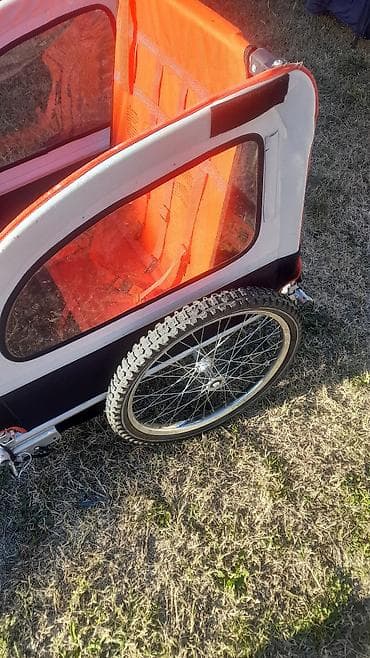 Prikolica za bicikl za prevoz dece/pasa moze za dvoje dece treba samo na lalafo.rs — 2 Prikolica za bicikl za prevoz dece/pasa moze za dvoje dece treba samo — 2