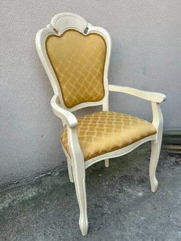 Stilske fotelje: Stilska polufotelja ✨ Odlično stanje 📸 Kao na slikama 💶 Cena: 130 € na lalafo.rs — 1 Stilske fotelje: Stilska polufotelja ✨ Odlično stanje 📸 Kao na slikama 💶 Cena: 130 € — 1