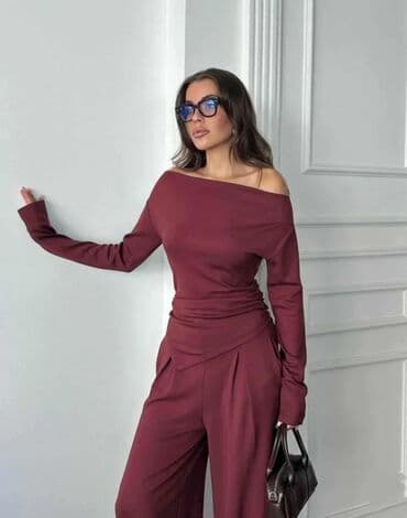 💫Ženski komplet – bluza i pantalone Cena kompleta 3300 din✅ - na lalafo.rs 💫Ženski komplet – bluza i pantalone Cena kompleta 3300 din✅ -