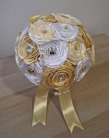Ručni buketi od satenskih ruža – elegantni dekor za venčanje, kumstvo na lalafo.rs — 2 Ručni buketi od satenskih ruža – elegantni dekor za venčanje, kumstvo — 2