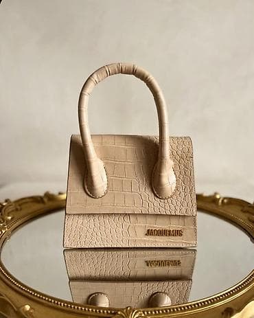 ⚜🌸🤍 LUKSUZNE JACQUEMUS torbice AKCIJA 🤍🌸⚜
𝑪𝒆𝒏𝒂: 2300 𝐝𝐢𝐧 na lalafo.rs ⚜🌸🤍 LUKSUZNE JACQUEMUS torbice AKCIJA 🤍🌸⚜
𝑪𝒆𝒏𝒂: 2300 𝐝𝐢𝐧