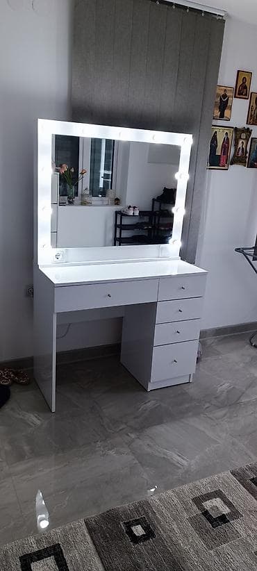 Ogledalo za sminkanje sa stolom Dimenzije 163x100x45 cm. Novo, izrada na lalafo.rs — 3 Ogledalo za sminkanje sa stolom Dimenzije 163x100x45 cm. Novo, izrada — 3