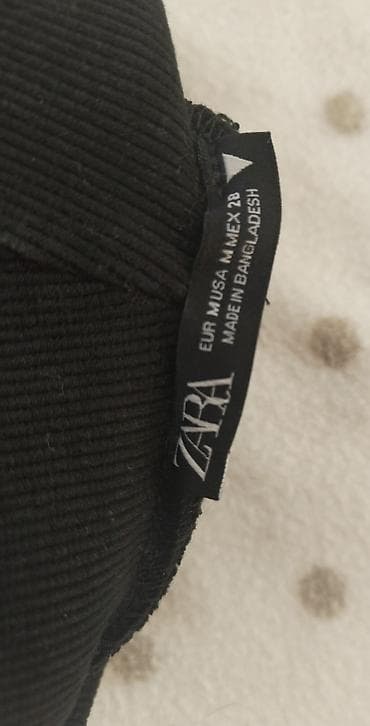 Women's Sweatshirts: ZARA crna dukserica sa rol kragnom, veličina S oversize at lalafo.rs — 5 Women's Sweatshirts: ZARA crna dukserica sa rol kragnom, veličina S oversize — 5