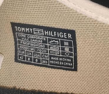Patike TOMMY HILFIGER (ORIGINAL)-NOVE na lalafo.rs — 4 Patike TOMMY HILFIGER (ORIGINAL)-NOVE — 4