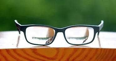 Matte Gray dioptrijski ram. Svedeni Matte Gray dioprijski ram sa na lalafo.rs — 3 Matte Gray dioptrijski ram. Svedeni Matte Gray dioprijski ram sa — 3