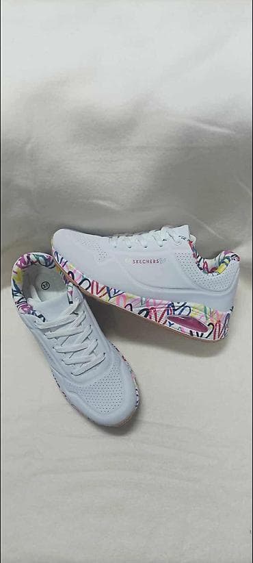 Skechers Snizene
Cena 3400❤️🔥
Velicine 36-41
PM✨🌀 at lalafo.rs — 2 Skechers Snizene
Cena 3400❤️🔥
Velicine 36-41
PM✨🌀 — 2