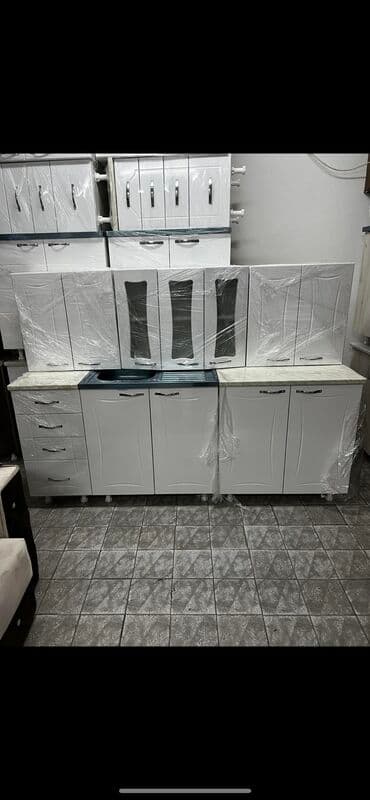 Kitchen furniture: Na prodaju kuhinje od medijapana i iverice dimenzije 2 m sa 2 m extra at lalafo.rs — 6 Kitchen furniture: Na prodaju kuhinje od medijapana i iverice dimenzije 2 m sa 2 m extra — 6