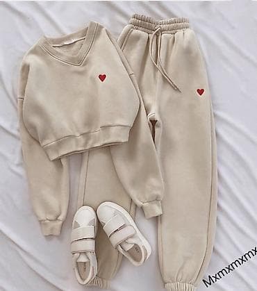 Women's Sweatsuits: Komplet trenerka 3200 dinara at lalafo.rs — 3 Women's Sweatsuits: Komplet trenerka 3200 dinara — 3
