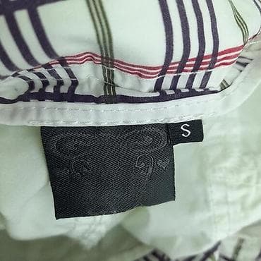 pantalone butiku ali: Bermude brunotti, vel. S marka: brunotti veličina: s materijal: pamuk na lalafo.rs — 4 pantalone butiku ali: Bermude brunotti, vel. S marka: brunotti veličina: s materijal: pamuk — 4