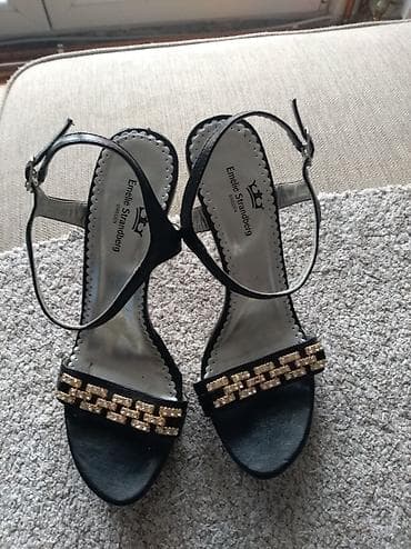 Prelepe sandale Emilie Strandberg, br 37. Fali flekica na lalafo.rs — 1 Prelepe sandale Emilie Strandberg, br 37. Fali flekica — 1