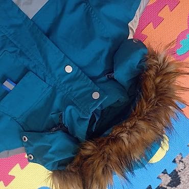 Dečija zimska jakna sa kapuljačom i krznenim rubom. - Boja: petrolej na lalafo.rs — 3 Dečija zimska jakna sa kapuljačom i krznenim rubom. - Boja: petrolej — 3