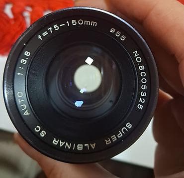 Na prodaju kvalitetan i kompaktan tele-zoom objektiv sa konstantnom na lalafo.rs Na prodaju kvalitetan i kompaktan tele-zoom objektiv sa konstantnom