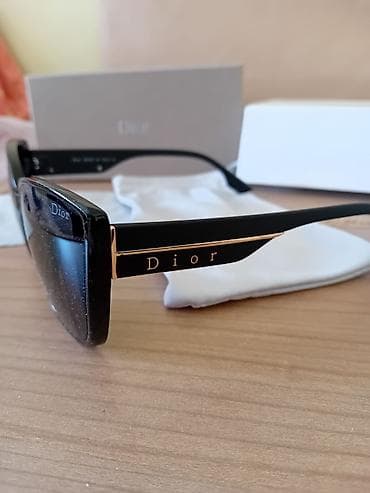 Ostalo: Dior ženske sunčane naočare - Model sa naglašenim na lalafo.rs — 1 Ostalo: Dior ženske sunčane naočare - Model sa naglašenim — 1
