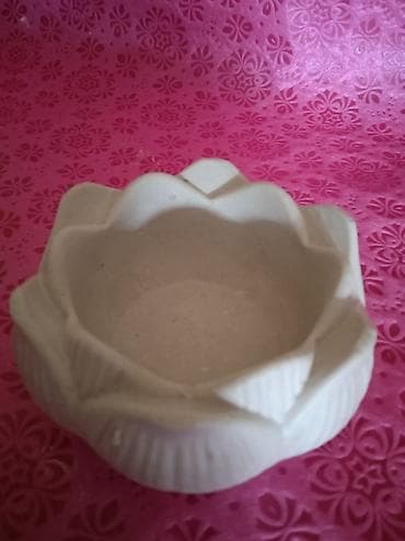 Dekorativne gipsane figurice i saksije – neofarban model za kreativno na lalafo.rs — 8 Dekorativne gipsane figurice i saksije – neofarban model za kreativno — 8