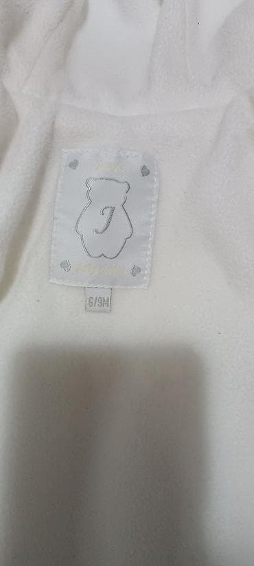 Deblja jakna, jednom nošena, očuvana 6-9 meseci at lalafo.rs — 2 Deblja jakna, jednom nošena, očuvana 6-9 meseci — 2