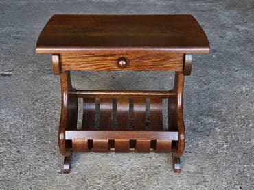 Dressers: Drveni stočić s policom za časopise i fiokom - Materijal: masivno at lalafo.rs — 1 Dressers: Drveni stočić s policom za časopise i fiokom - Materijal: masivno — 1