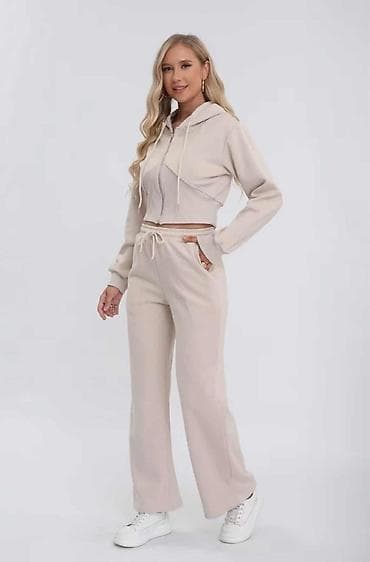 Overalls: M, color - White at lalafo.rs — 4 Overalls: M, color - White — 4