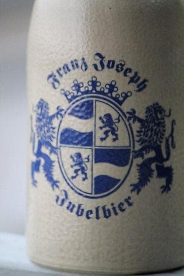 Franz Joseph Jubelbier keramička boca. Jubilarna keramička boca za at lalafo.rs — 2 Franz Joseph Jubelbier keramička boca. Jubilarna keramička boca za — 2