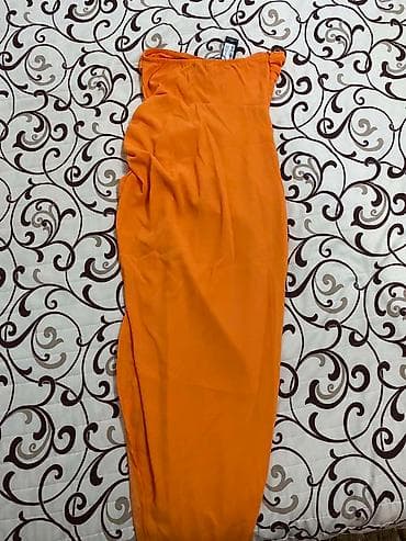 Nova haljina sa etiketom u s velicini, prelepa Duzina 115 Poluobim na lalafo.rs — 3 Nova haljina sa etiketom u s velicini, prelepa Duzina 115 Poluobim — 3