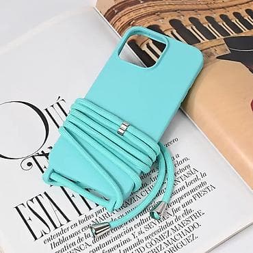 Crossbody mekana torbica sa podesivom uzicom. Podesiva uzica za at lalafo.rs — 1 Crossbody mekana torbica sa podesivom uzicom. Podesiva uzica za — 1