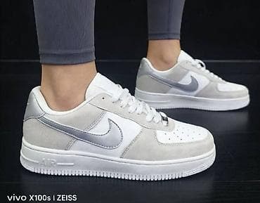 Nike Air Force 1 Low patike – sivo/belo izdanje - Klasičan AF1 dizajn na lalafo.rs — 2 Nike Air Force 1 Low patike – sivo/belo izdanje - Klasičan AF1 dizajn — 2