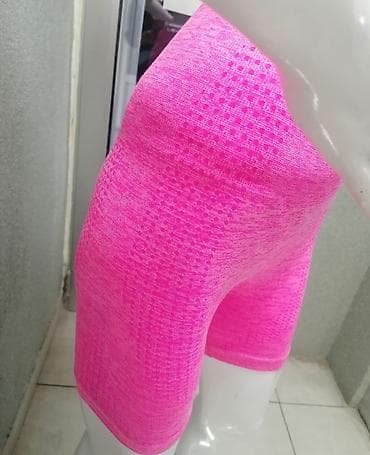 Vrhunski fitnes komplet Odgovara Vel S M Komplet je jednom nošen na lalafo.rs — 2 Vrhunski fitnes komplet Odgovara Vel S M Komplet je jednom nošen — 2