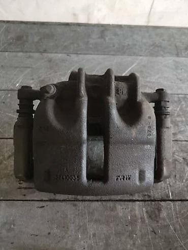 Brake System: KOCIONA KLEŠTA PREDNJA DESNA ZA CITROEN JUMPY OD 2007. DO 2016. GOD at lalafo.rs — 2 Brake System: KOCIONA KLEŠTA PREDNJA DESNA ZA CITROEN JUMPY OD 2007. DO 2016. GOD — 2