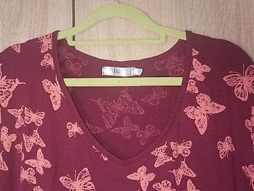 Nova majica dugih rukava sa leptirićima Sa strane malo duza Naznačena na lalafo.rs — 5 Nova majica dugih rukava sa leptirićima Sa strane malo duza Naznačena — 5