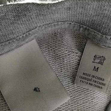 Dukser scotch&soda, vel. M marka: scotch&soda veličina: m na lalafo.rs — 6 Dukser scotch&soda, vel. M marka: scotch&soda veličina: m — 6