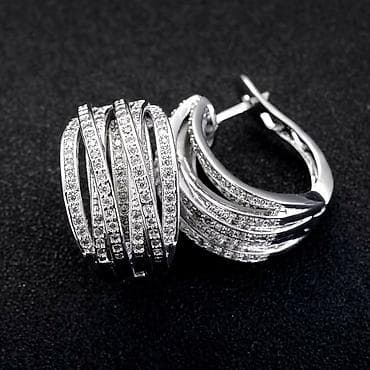 Accessories: Zlatne minđuše–alke sa pavé cirkonima - Materijal: legura sa zlatnom at lalafo.rs — 8 Accessories: Zlatne minđuše–alke sa pavé cirkonima - Materijal: legura sa zlatnom — 8