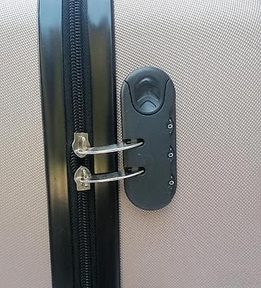 Travel suitcases and bags: Tvrdi kofer na točkićima – zlatno/bež boja - Materijal: čvrsta ABS at lalafo.rs — 4 Travel suitcases and bags: Tvrdi kofer na točkićima – zlatno/bež boja - Materijal: čvrsta ABS — 4