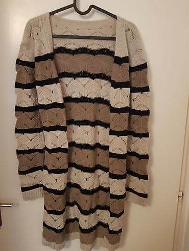 Nov. dobijen na poklon. ima kais . m at lalafo.rs Nov. dobijen na poklon. ima kais . m