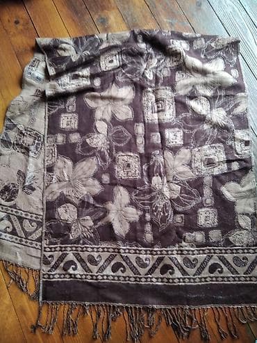 Scarves: Color - Brown at lalafo.rs — 1 Scarves: Color - Brown — 1