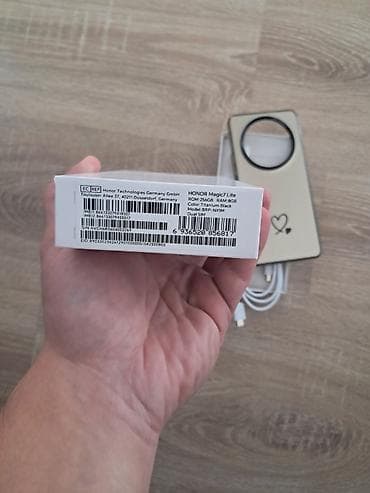 HONOR Magic7 Lite – 5G pametni telefon Ključne specifikacije: - na lalafo.rs — 6 HONOR Magic7 Lite – 5G pametni telefon Ključne specifikacije: - — 6