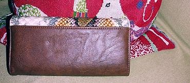 Ženski novčanik – braon koža sa detaljem u printu zmijske kože. - na lalafo.rs — 2 Ženski novčanik – braon koža sa detaljem u printu zmijske kože. - — 2