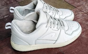 Ženske patike Kronos – broj 39 (gaziste 26 cm) - Model: bele niske na lalafo.rs Ženske patike Kronos – broj 39 (gaziste 26 cm) - Model: bele niske